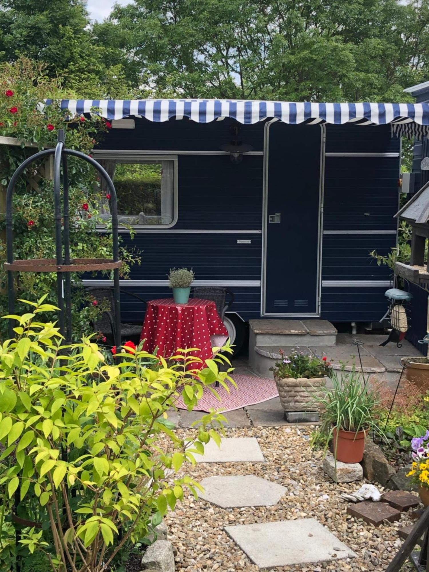 Down The Garden Path Vintage Caravan B&B , Dartmoor Newton Abbot Exterior photo